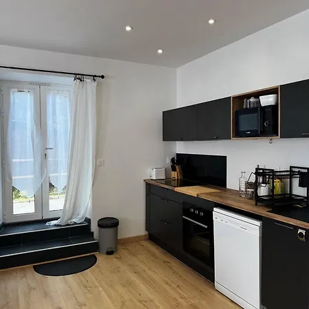 Du Sacré Coeur Apartamento *